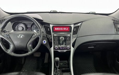 Hyundai Sonata VI, 2011 год, 1 050 000 рублей, 11 фотография