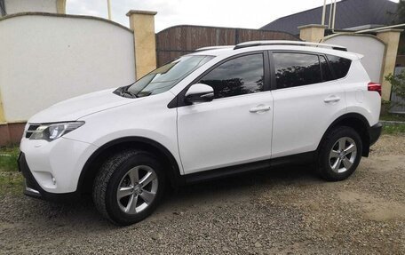 Toyota RAV4, 2013 год, 1 650 000 рублей, 4 фотография