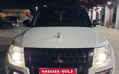 Mitsubishi Pajero IV, 2019 год, 4 200 000 рублей, 1 фотография