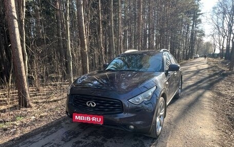 Infiniti FX II, 2009 год, 1 170 000 рублей, 2 фотография