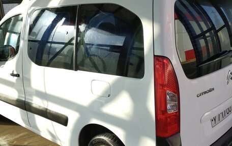 Citroen Berlingo II рестайлинг, 2010 год, 700 000 рублей, 4 фотография