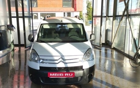 Citroen Berlingo II рестайлинг, 2010 год, 700 000 рублей, 2 фотография