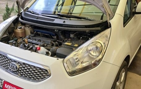 KIA Venga I, 2011 год, 900 000 рублей, 4 фотография