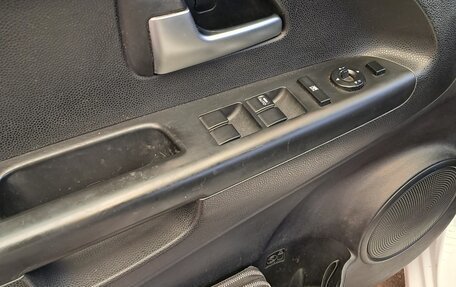 KIA Venga I, 2011 год, 900 000 рублей, 15 фотография