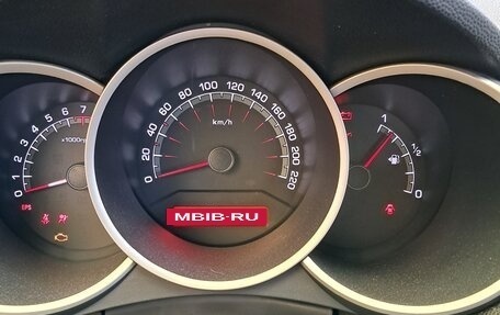 KIA Venga I, 2011 год, 900 000 рублей, 12 фотография