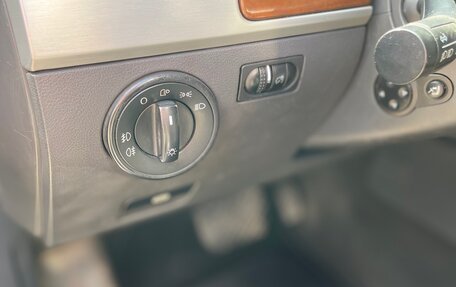 Volkswagen Touareg III, 2007 год, 1 350 000 рублей, 27 фотография