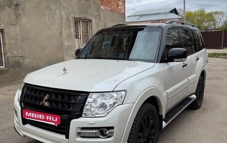 Mitsubishi Pajero IV, 2019 год, 4 200 000 рублей, 6 фотография