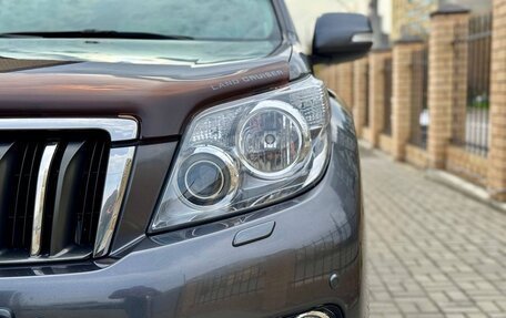 Toyota Land Cruiser Prado 150 рестайлинг 2, 2012 год, 2 999 900 рублей, 7 фотография
