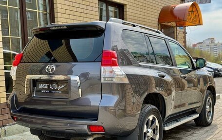 Toyota Land Cruiser Prado 150 рестайлинг 2, 2012 год, 2 999 900 рублей, 9 фотография