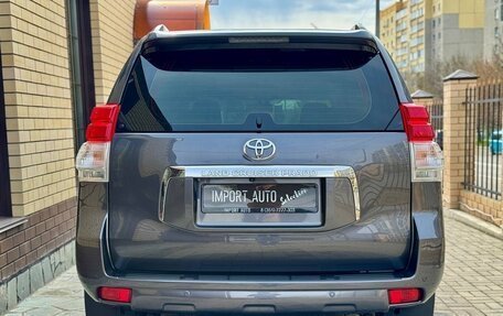 Toyota Land Cruiser Prado 150 рестайлинг 2, 2012 год, 2 999 900 рублей, 12 фотография