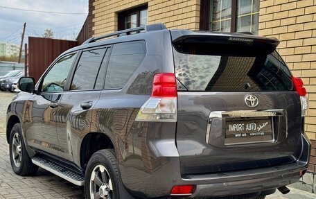 Toyota Land Cruiser Prado 150 рестайлинг 2, 2012 год, 2 999 900 рублей, 15 фотография