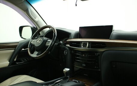 Lexus LX III, 2016 год, 6 490 000 рублей, 3 фотография