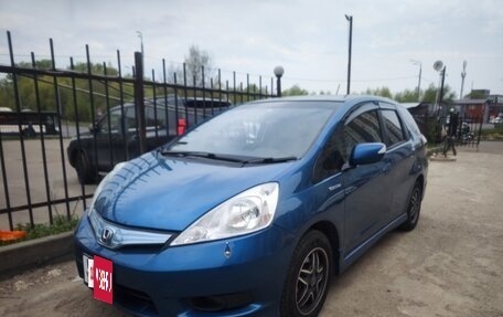 Honda Fit Shuttle I рестайлинг, 2012 год, 1 150 000 рублей, 1 фотография