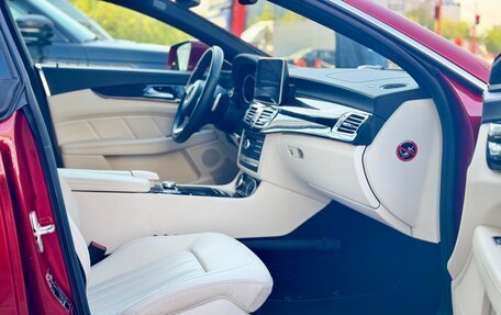 Mercedes-Benz CLS, 2016 год, 4 998 000 рублей, 21 фотография