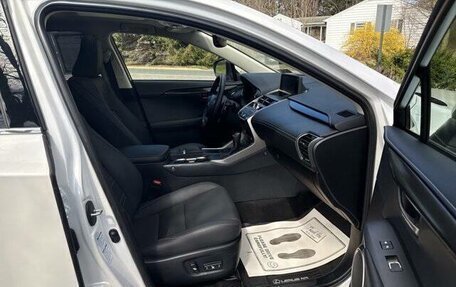Lexus NX, 2021 год, 3 750 000 рублей, 7 фотография