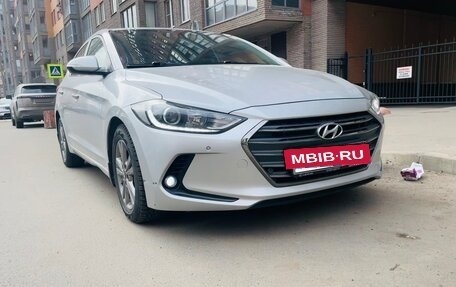 Hyundai Elantra VI рестайлинг, 2018 год, 1 370 000 рублей, 3 фотография