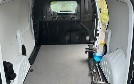 Renault Express, 2023 год, 3 270 000 рублей, 11 фотография