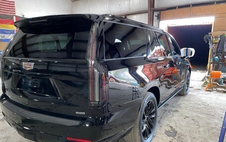Cadillac Escalade V, 2025 год, 23 000 000 рублей, 10 фотография