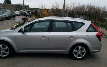 KIA cee'd I рестайлинг, 2009 год, 650 000 рублей, 3 фотография
