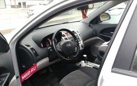 KIA cee'd I рестайлинг, 2009 год, 650 000 рублей, 2 фотография