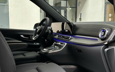 Mercedes-Benz V-Класс, 2025 год, 14 990 000 рублей, 13 фотография