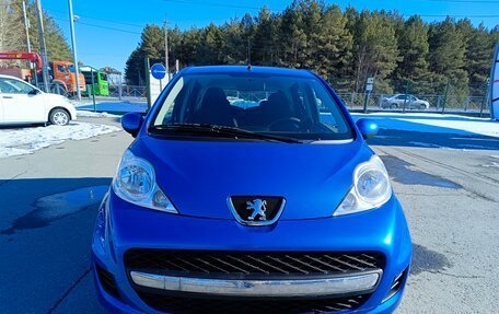 Peugeot 107 I рестайлинг, 2011 год, 499 000 рублей, 2 фотография