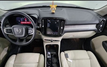 Volvo XC40 I, 2022 год, 3 460 000 рублей, 11 фотография