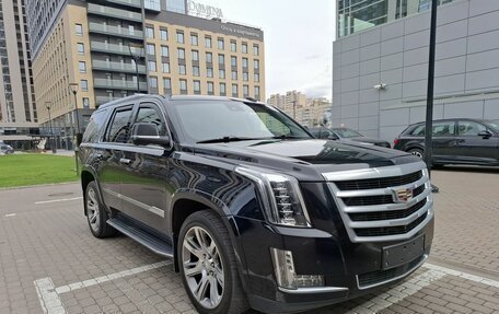 Cadillac Escalade IV, 2016 год, 3 500 000 рублей, 2 фотография
