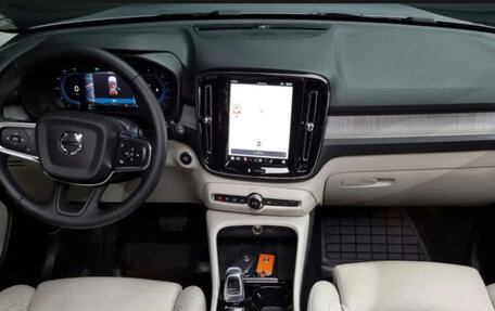 Volvo XC40 I, 2022 год, 3 858 209 рублей, 10 фотография