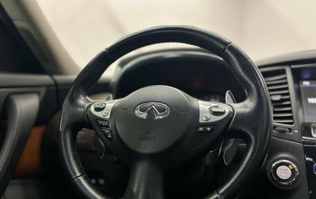 Infiniti QX70, 2014 год, 1 650 000 рублей, 19 фотография