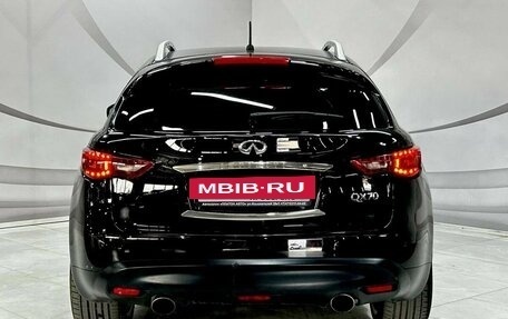 Infiniti QX70, 2014 год, 1 650 000 рублей, 9 фотография