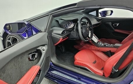 Lamborghini Huracán, 2022 год, 30 200 000 рублей, 10 фотография