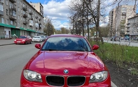 BMW 1 серия, 2011 год, 950 000 рублей, 1 фотография