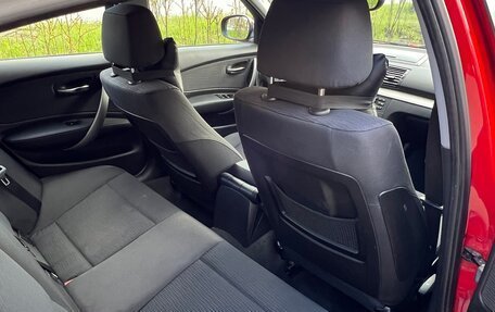 BMW 1 серия, 2011 год, 950 000 рублей, 11 фотография