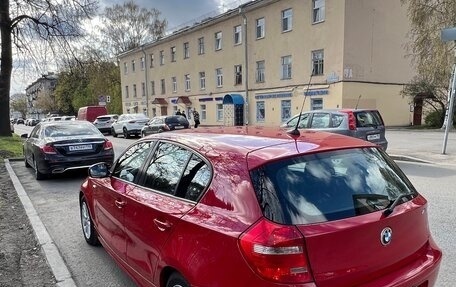 BMW 1 серия, 2011 год, 950 000 рублей, 3 фотография