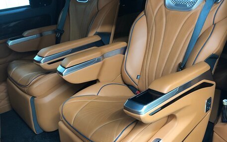 Mercedes-Benz Vito, 2024 год, 10 000 000 рублей, 13 фотография