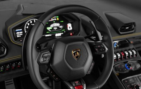 Lamborghini Huracán, 2016 год, 20 500 000 рублей, 16 фотография