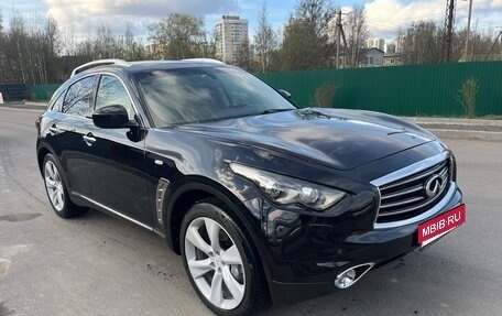Infiniti FX II, 2012 год, 1 850 000 рублей, 1 фотография