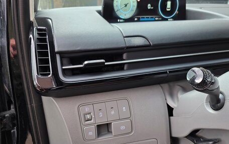 Hyundai Staria, 2021 год, 4 650 000 рублей, 10 фотография