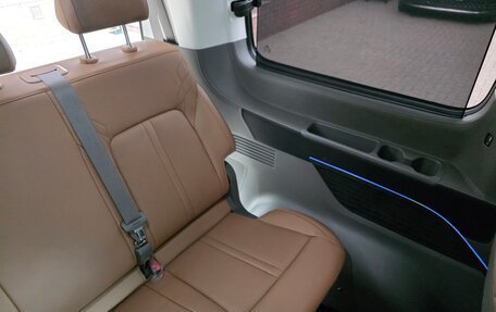 Hyundai Staria, 2021 год, 4 650 000 рублей, 24 фотография