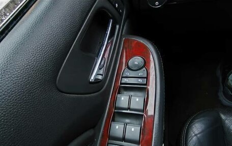 Cadillac Escalade III, 2006 год, 1 600 000 рублей, 16 фотография