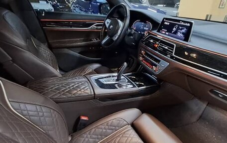 BMW 7 серия, 2022 год, 7 254 000 рублей, 6 фотография