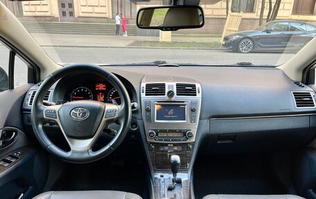 Toyota Avensis III рестайлинг, 2012 год, 2 300 000 рублей, 8 фотография