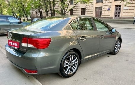 Toyota Avensis III рестайлинг, 2012 год, 2 300 000 рублей, 3 фотография