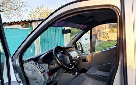 Renault Trafic, 2011 год, 1 800 000 рублей, 11 фотография