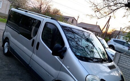 Renault Trafic, 2011 год, 1 800 000 рублей, 7 фотография