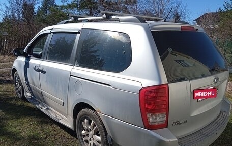 KIA Carnival III, 2010 год, 1 499 000 рублей, 4 фотография