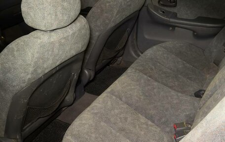 Hyundai Elantra III, 2001 год, 225 000 рублей, 11 фотография