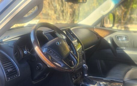 Infiniti QX56, 2011 год, 2 400 000 рублей, 14 фотография