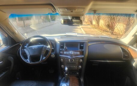 Infiniti QX56, 2011 год, 2 400 000 рублей, 17 фотография